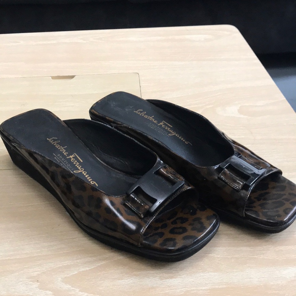 Sandals - Picture 3 of 6